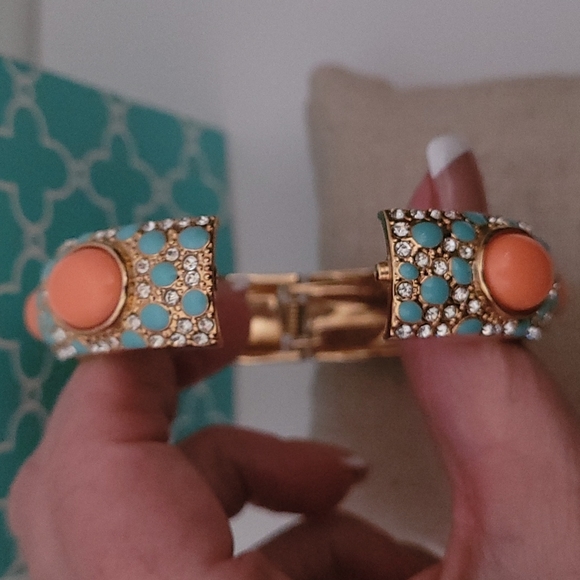 Stella & Dot Sunset Bangle - Picture 5 of 9